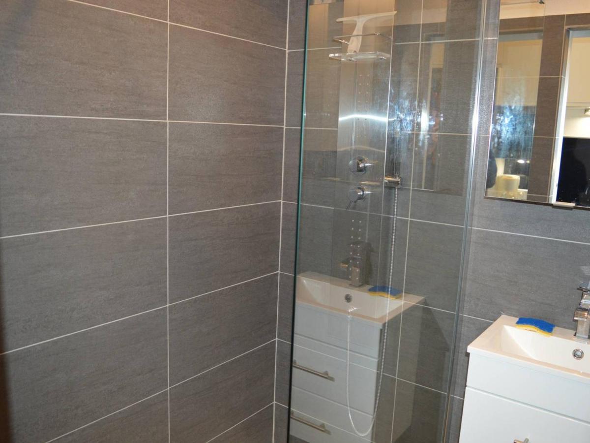 Studio Renove Climatise, 3 Couchages, Proche Port Et Casino A Cavalaire-Sur-Mer - Fr-1-226B-98 Exterior photo